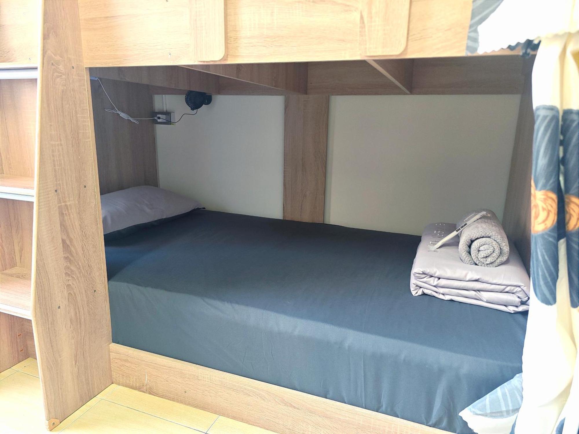 Panda Lodge Home Stay Bangkok Pokoj fotografie